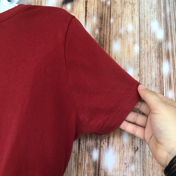 Nike Dri-Fit "The Nike Tee" Red Tee - Picture 8 of 9